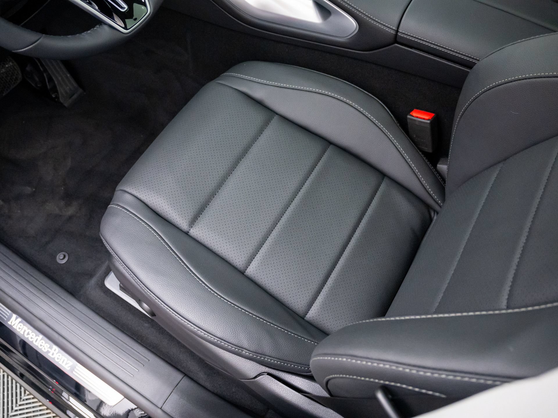 New 2026 Mercedes-Benz GLE 450 4MATIC image 16