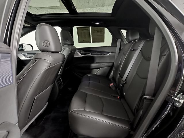 Used 2025 Cadillac XT5 Premium Luxury FWD image 10