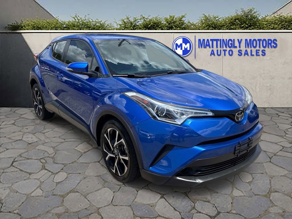 Used 2018 Toyota C-HR XLE image 1