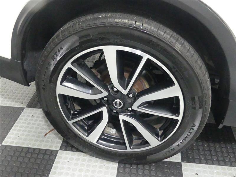 Used 2017 Nissan Rogue SL w/ SL Premium Package AWD/4WD image 17