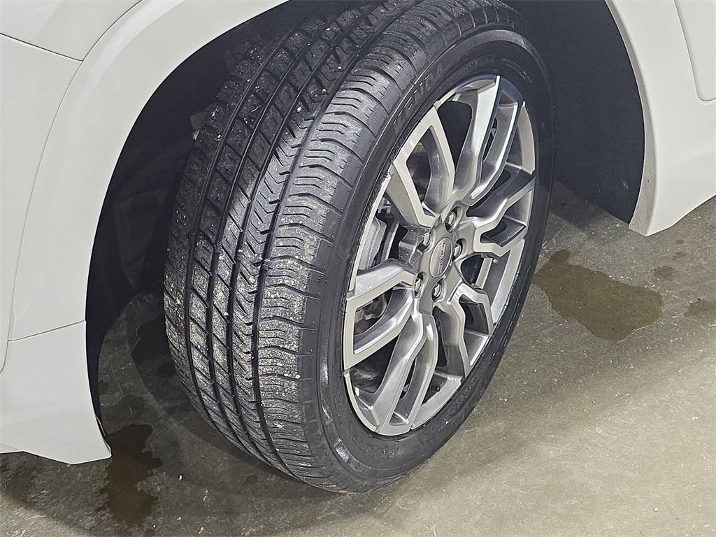 Used 2024 GMC Terrain Denali AWD/4WD image 31