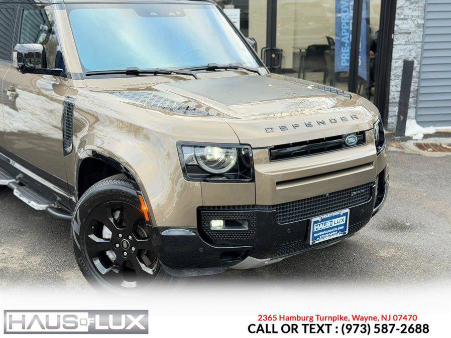 Used 2022 Land Rover Defender 110 X-Dynamic SE image 3