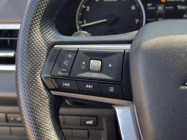 Used 2025 Mitsubishi Outlander SE FWD image 21