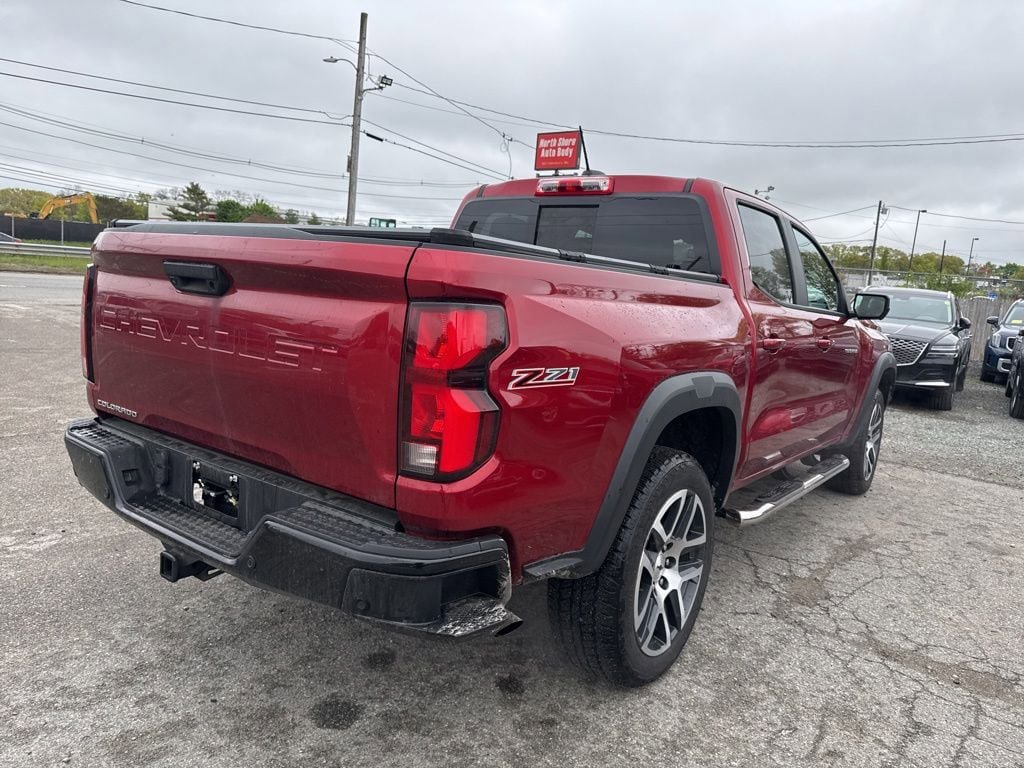 Used 2024 Chevrolet Colorado Z71 w/ Z71 Convenience Package 2 AWD/4WD image 26