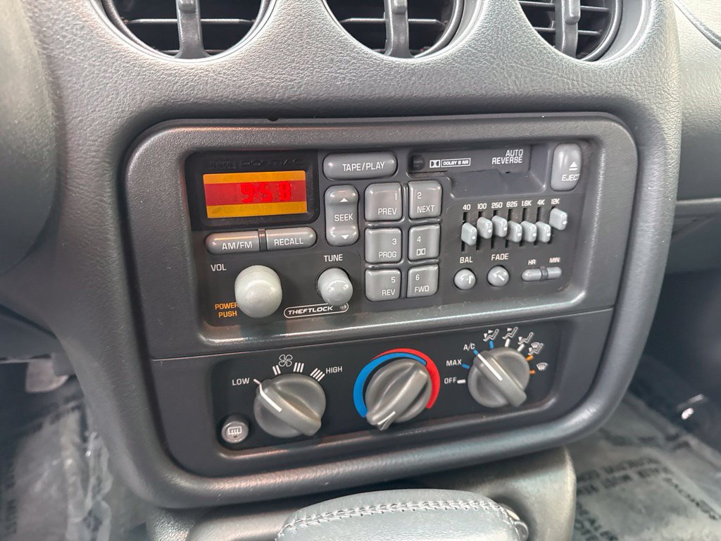 Used 1995 Pontiac Firebird Trans Am RWD image 14