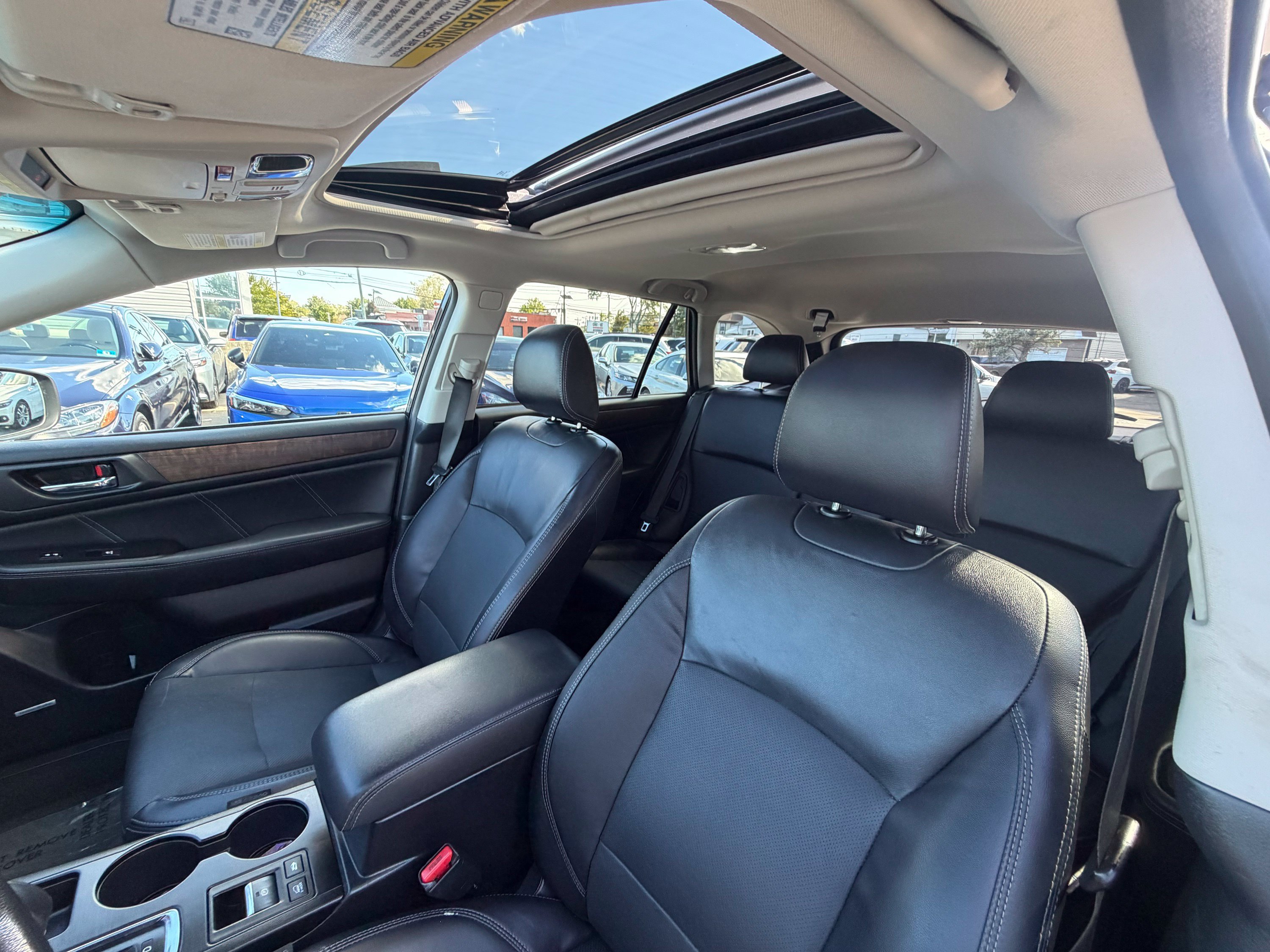 Used 2018 Subaru Outback 2.5i Limited AWD/4WD image 15