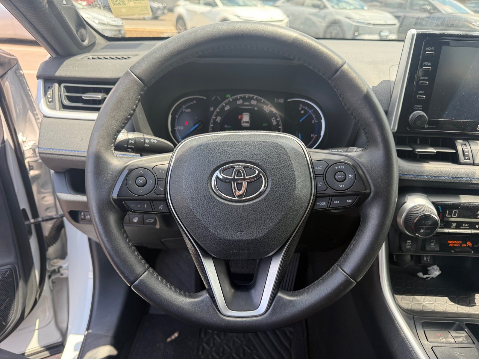 Used 2019 Toyota RAV4 XSE AWD/4WD image 9