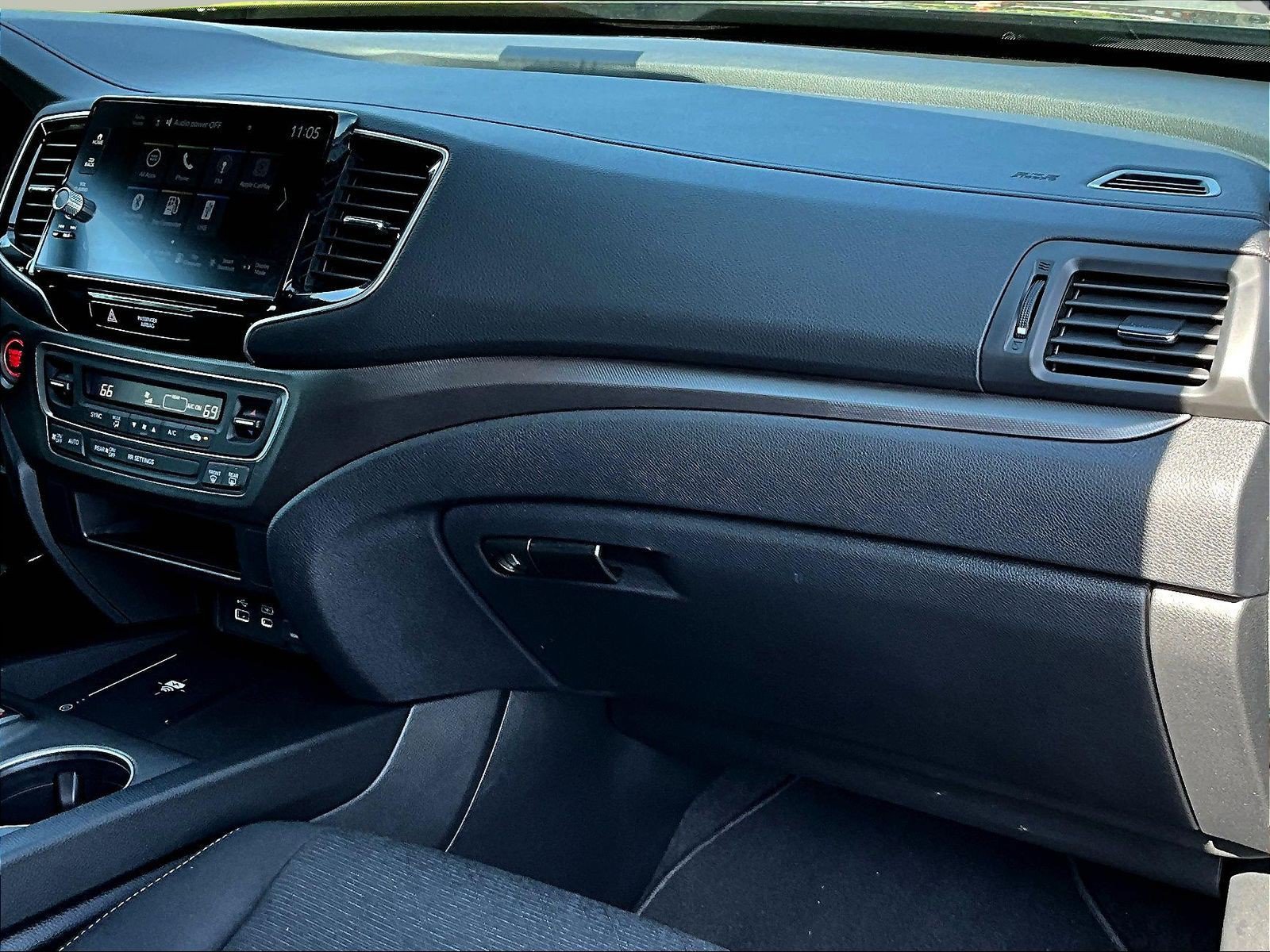 Certified 2025 Honda Ridgeline Sport image 27