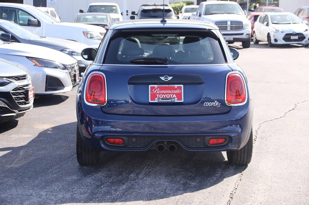 Used 2015 MINI Cooper S image 6