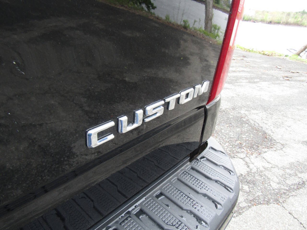 Used 2021 Chevrolet Silverado 2500 Custom w/ Custom Value Package AWD/4WD image 40