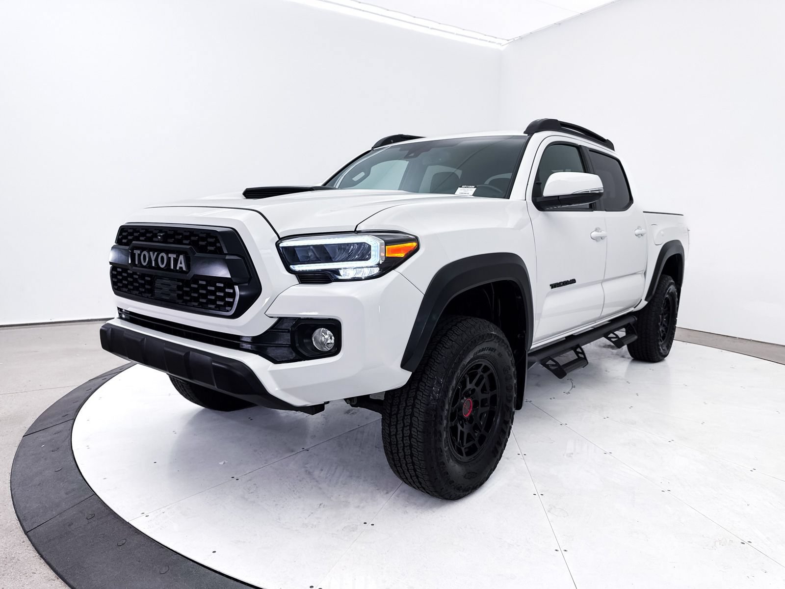 Used 2023 Toyota Tacoma TRD Pro AWD/4WD image 19