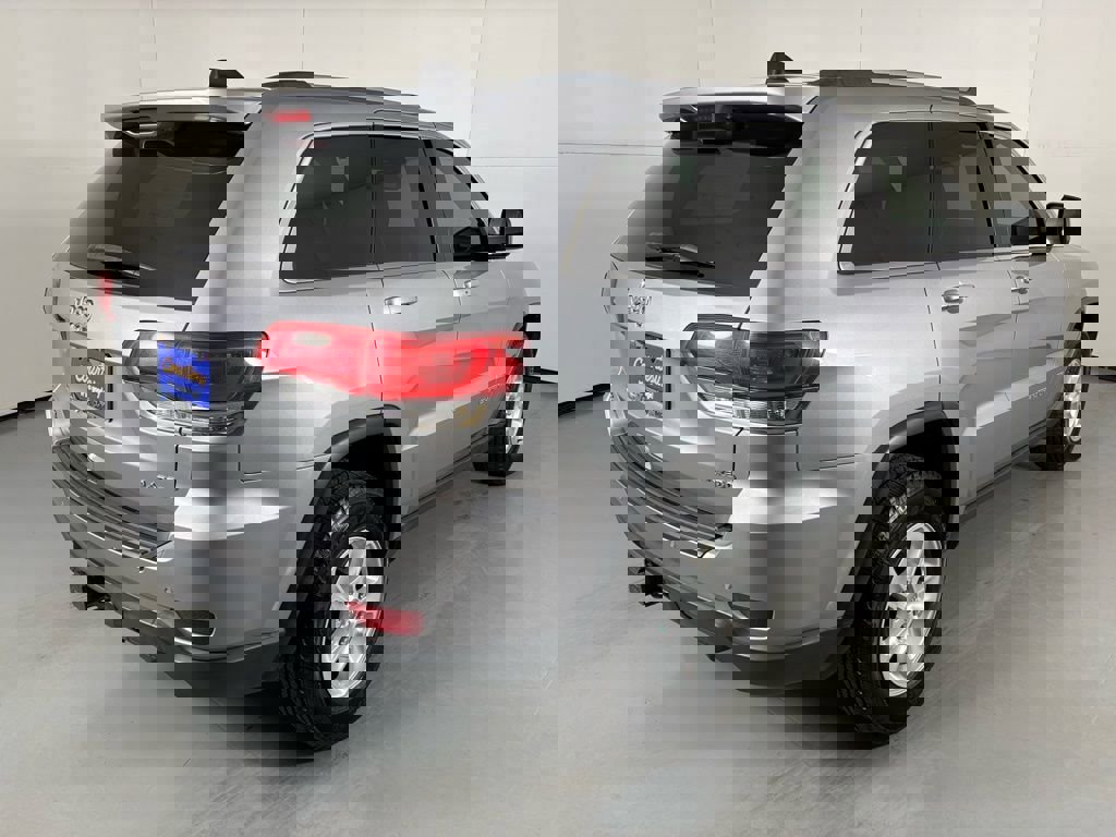 Used 2016 Jeep Grand Cherokee Laredo w/ Quick Order Package 23E image 8