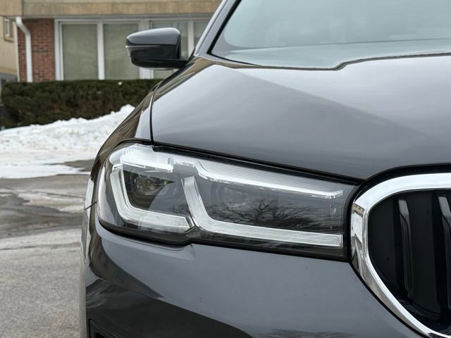 Used 2022 BMW 530i xDrive w/ Convenience Package image 13