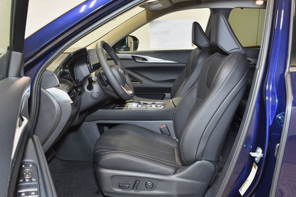 New 2026 INFINITI QX60 Luxe w/ Cargo Package image 10
