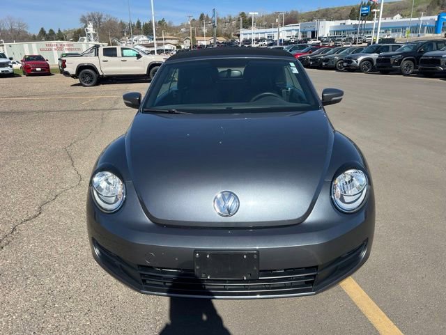 Used 2015 Volkswagen Beetle 1.8T FWD image 2