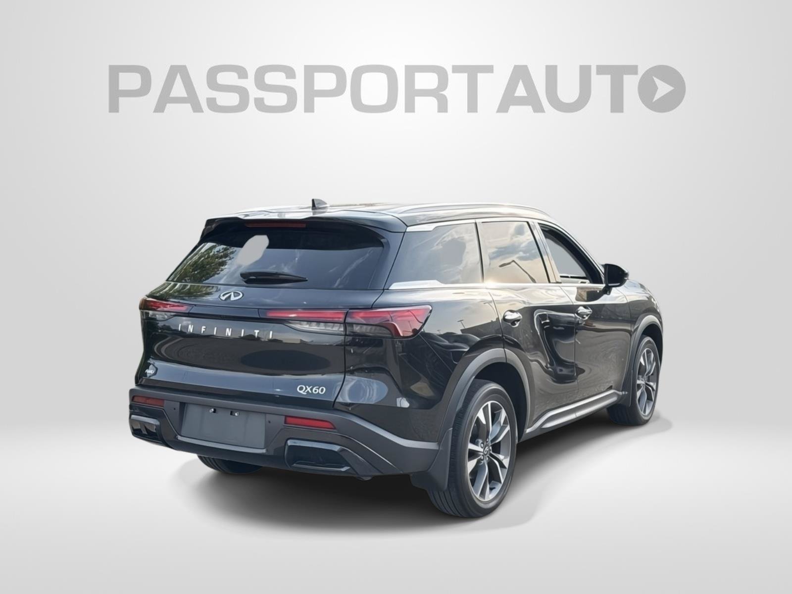 Used 2025 INFINITI QX60 Luxe w/ Vision Package AWD/4WD image 6