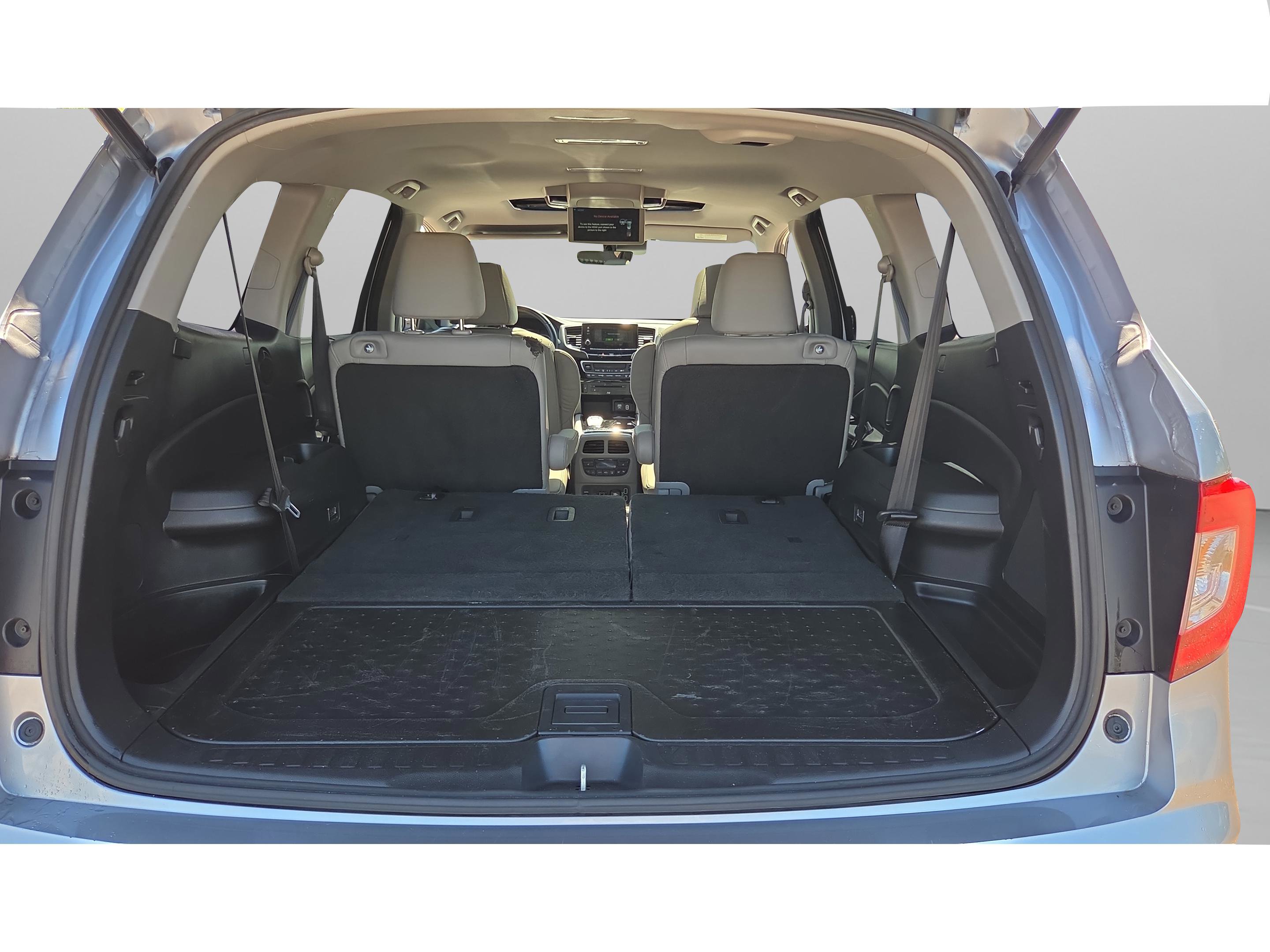 Certified 2020 Honda Pilot Touring image 16