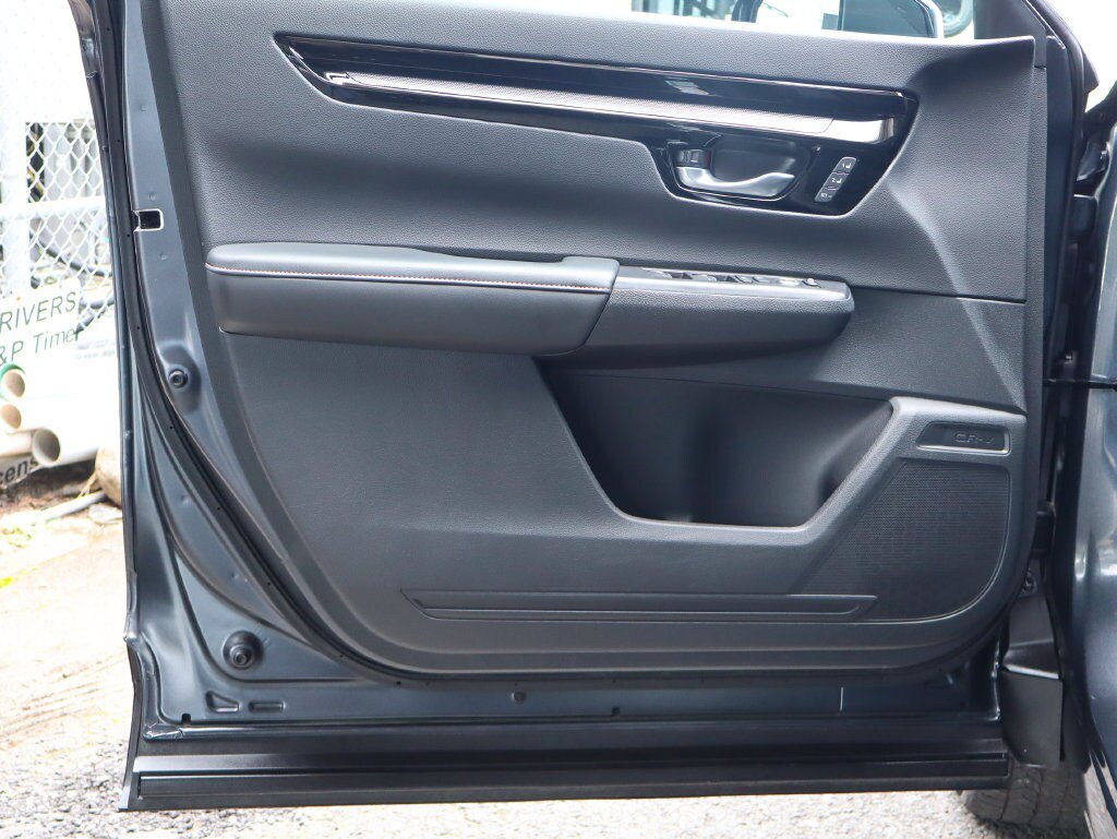 Used 2024 Honda CR-V Sport Touring image 57