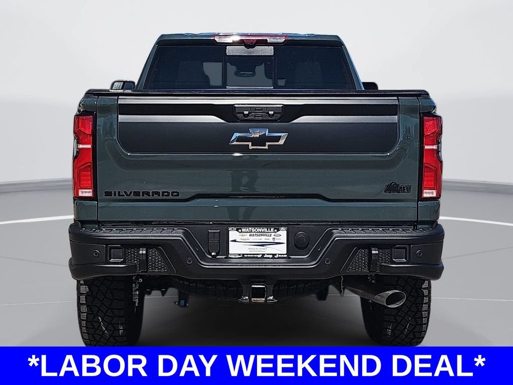 New 2026 Chevrolet Silverado 2500 ZR2 w/ ZR2 Bison Edition AWD/4WD image 4