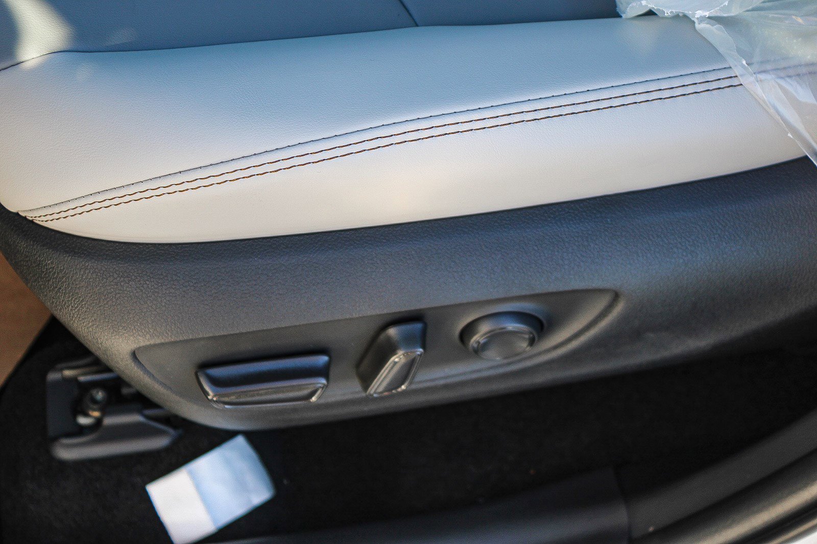 New 2025 Toyota RAV4 XLE Premium image 23