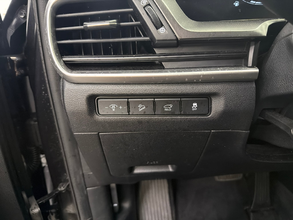Used 2025 Kia Telluride S FWD image 32