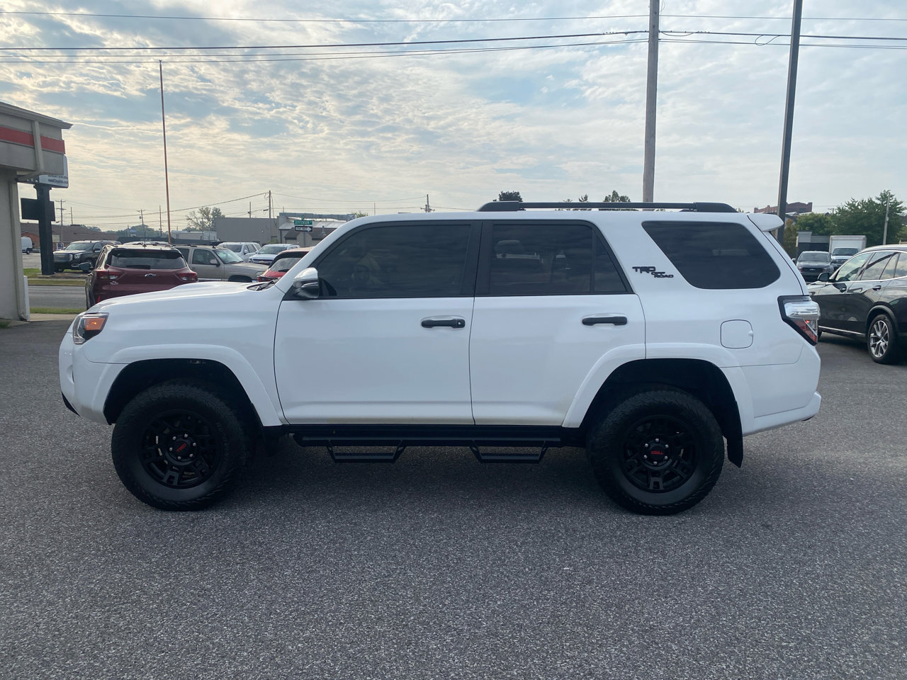Used 2019 Toyota 4Runner TRD Off-Road Premium image 8