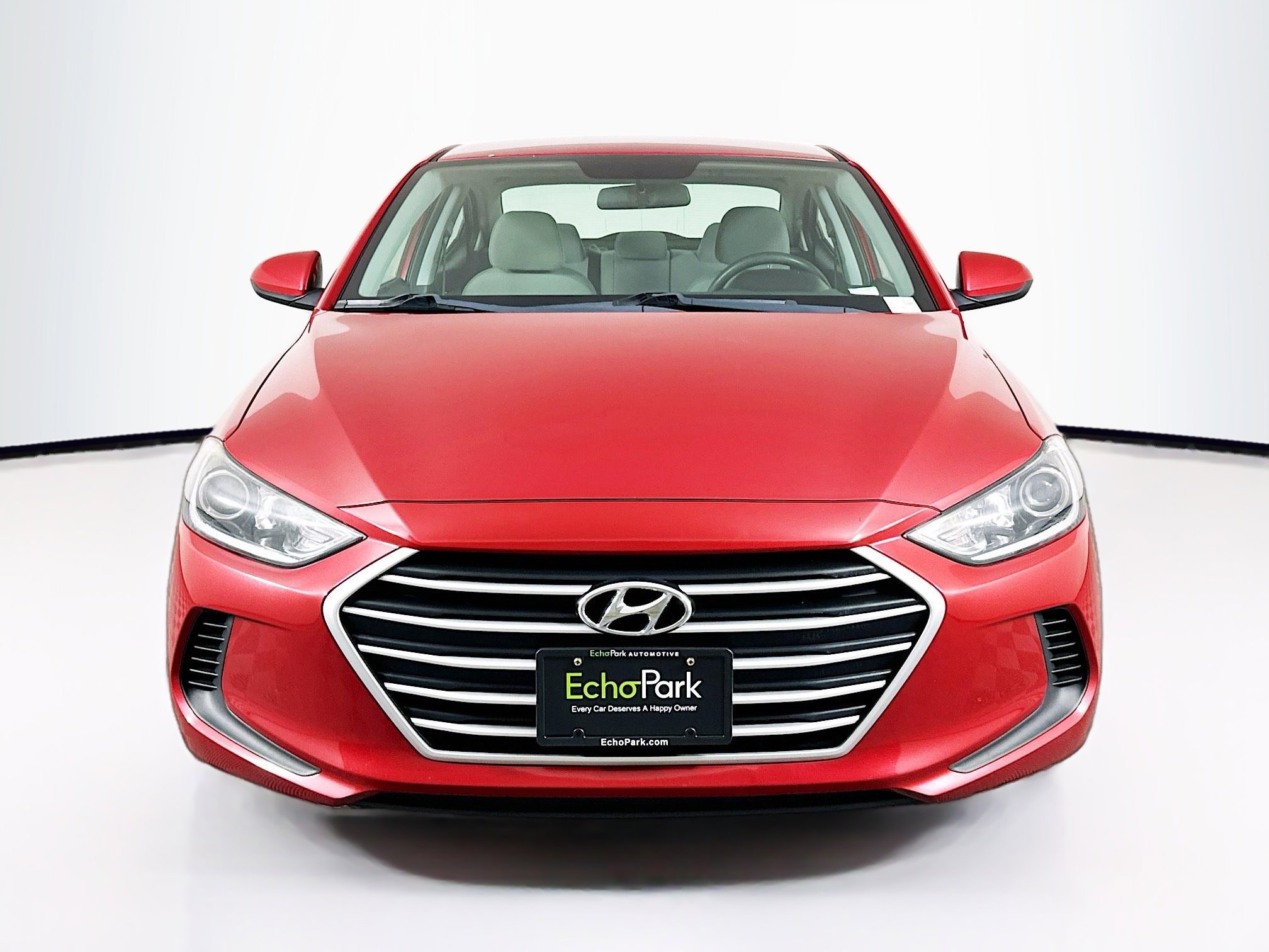 Used 2018 Hyundai Elantra SEL image 2
