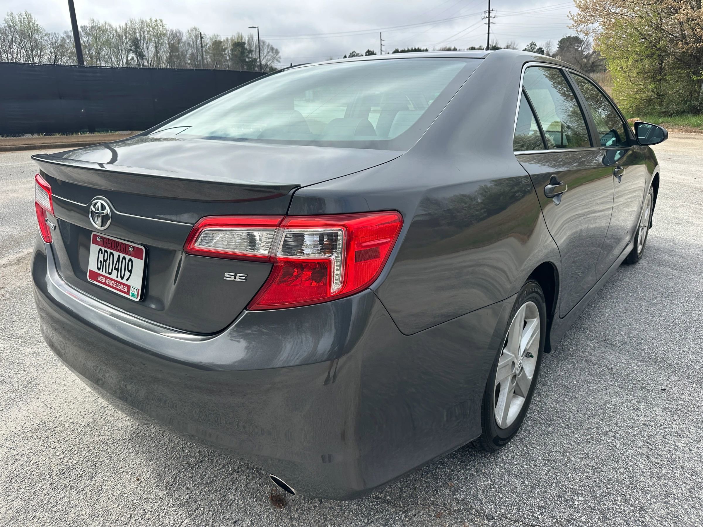 Used 2012 Toyota Camry SE FWD image 5