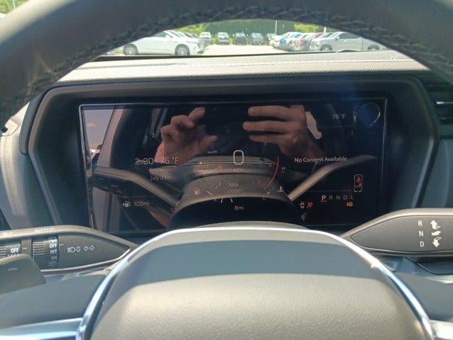 New 2027 GMC Terrain Elevation FWD image 9