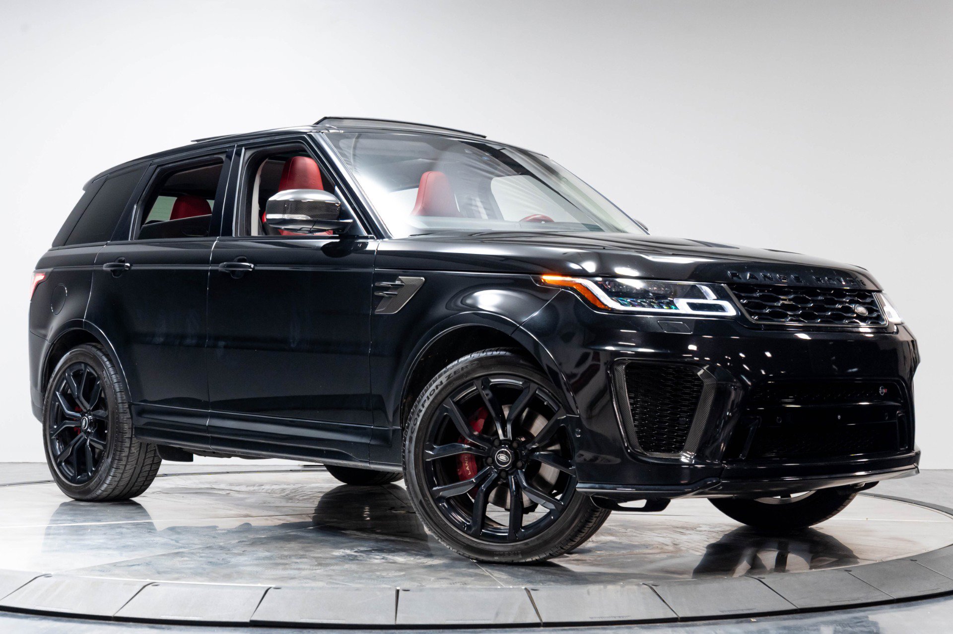 Used 2019 Land Rover Range Rover Sport SVR AWD/4WD image 52