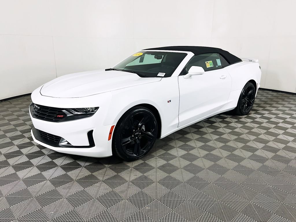 Used 2024 Chevrolet Camaro LT w/ RS Package image 3