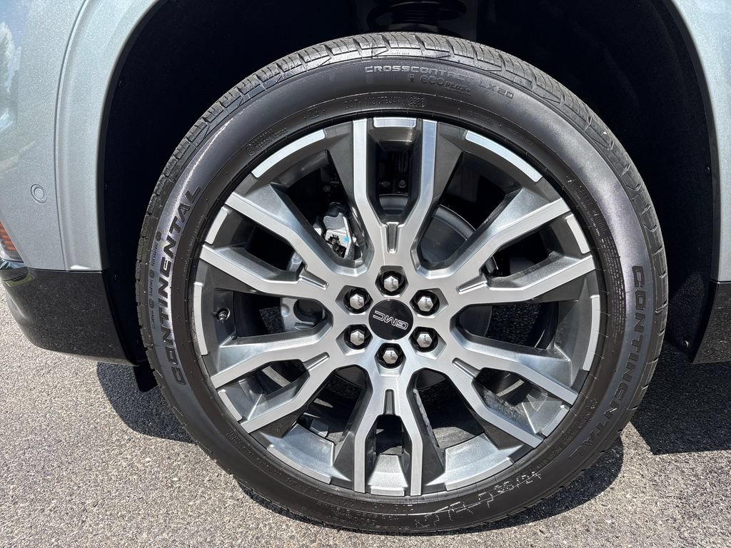 New 2026 GMC Acadia Denali Ultimate w/ LPO, Floor Liner Package AWD/4WD image 55