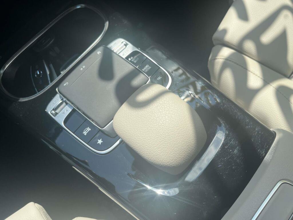 Certified 2020 Mercedes-Benz A 220 4MATIC image 27