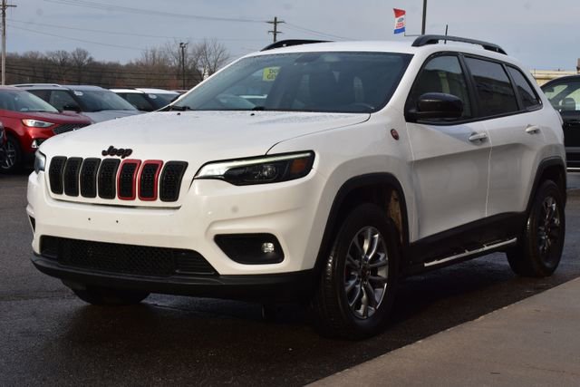 Used 2019 Jeep Cherokee Latitude Plus image 11