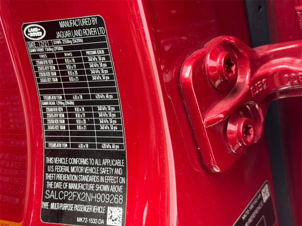 Used 2022 Land Rover Discovery Sport SE image 60