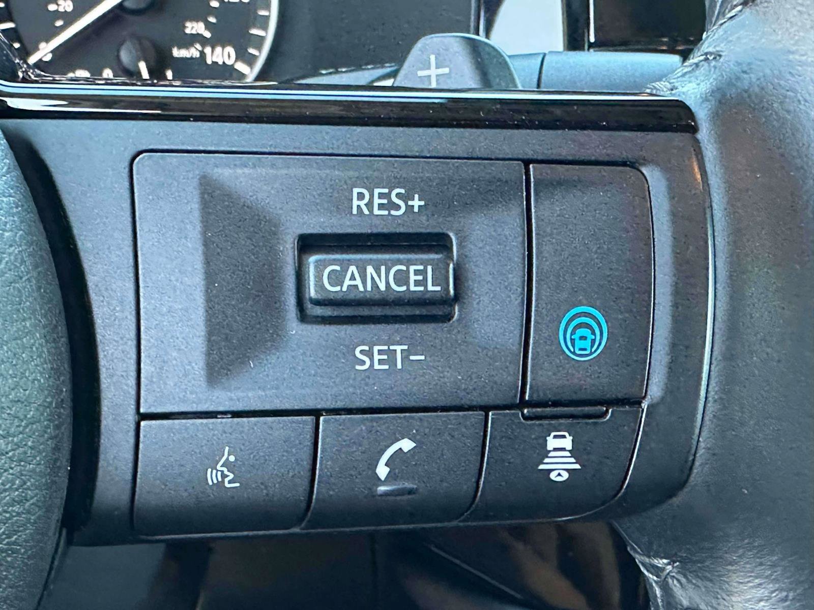 Used 2023 Nissan Pathfinder SV AWD/4WD image 19