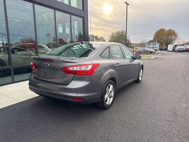 Used 2013 Ford Focus SE image 3