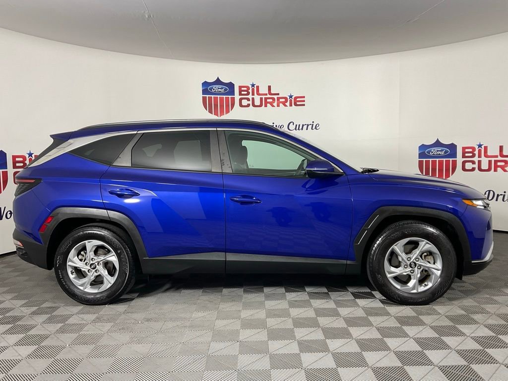 Used 2023 Hyundai Tucson SEL FWD image 2