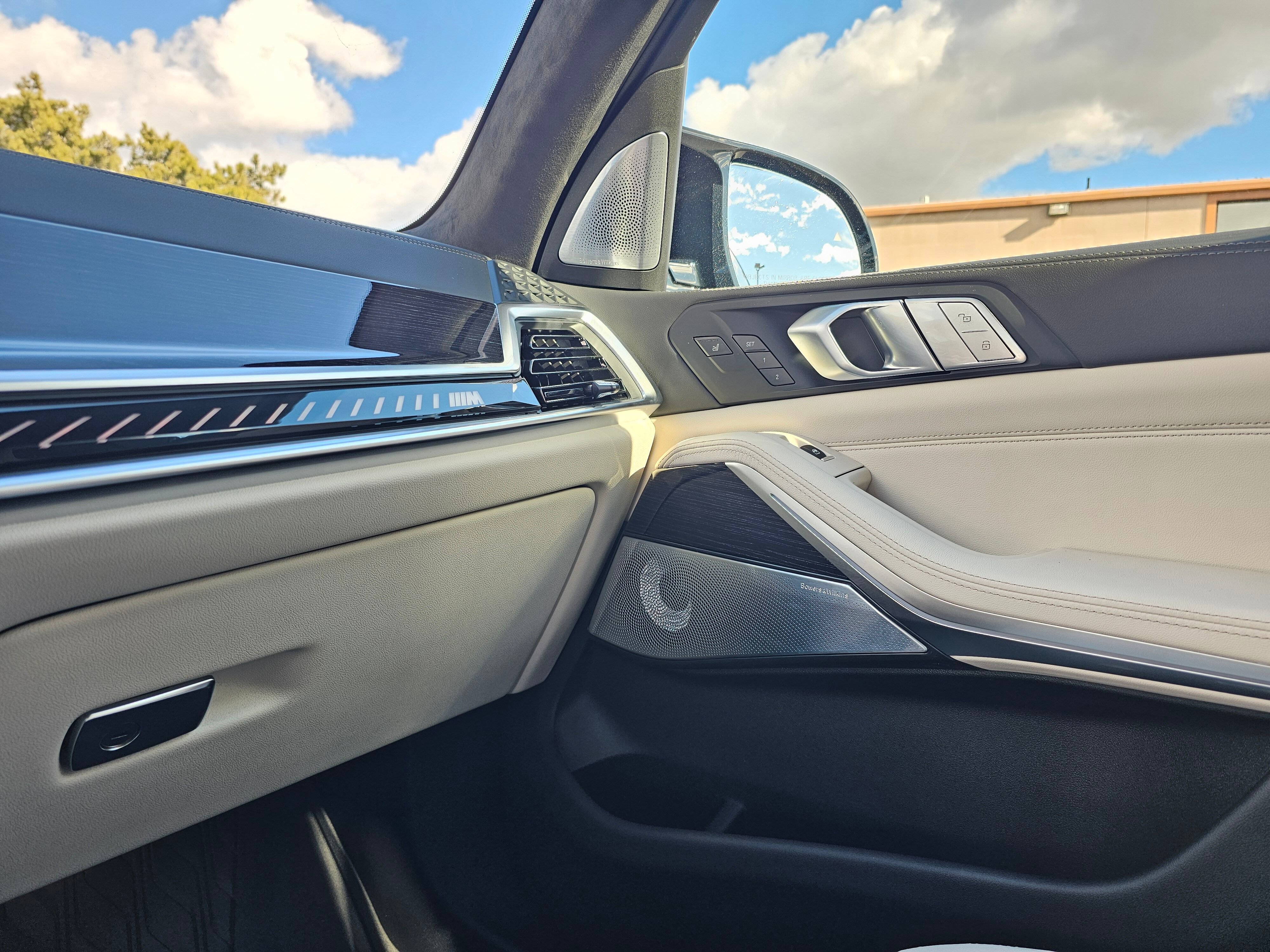 New 2026 BMW X7 M60i image 58