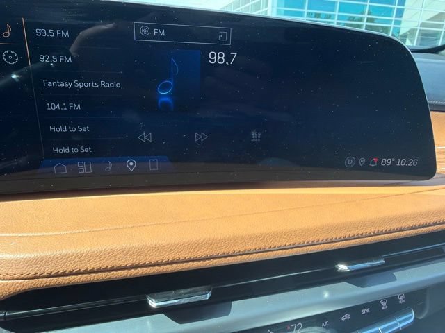 Used 2025 Cadillac XT4 Premium Luxury FWD image 9