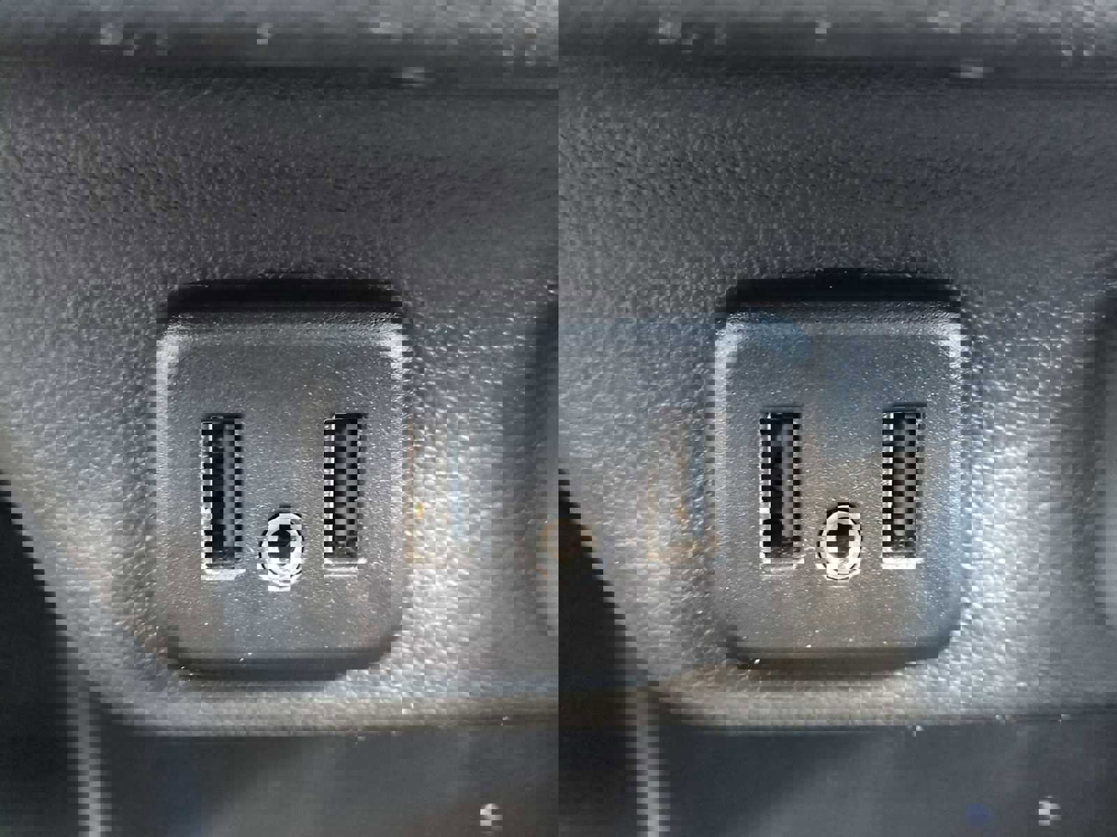 Used 2023 Chevrolet Traverse LT image 20