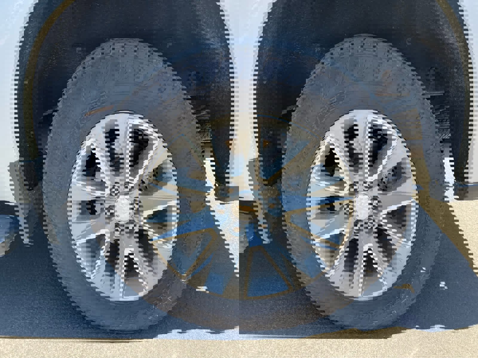 Used 2022 Chevrolet Silverado 1500 High Country AWD/4WD image 14