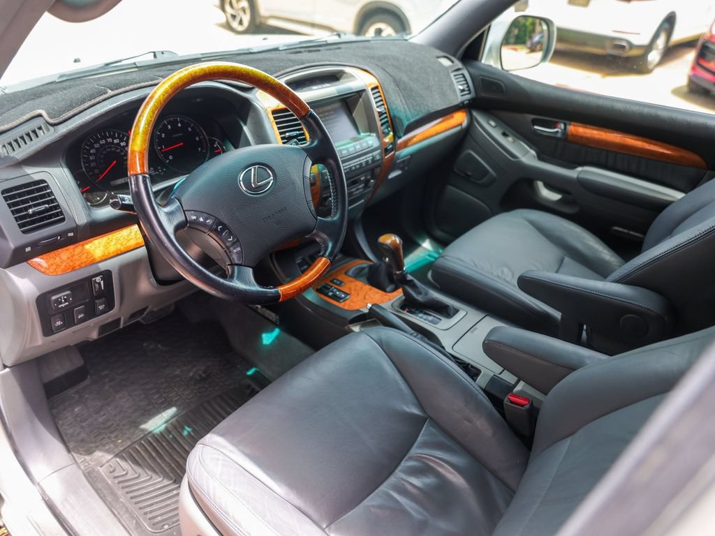 Used 2004 Lexus GX 470 AWD/4WD image 4