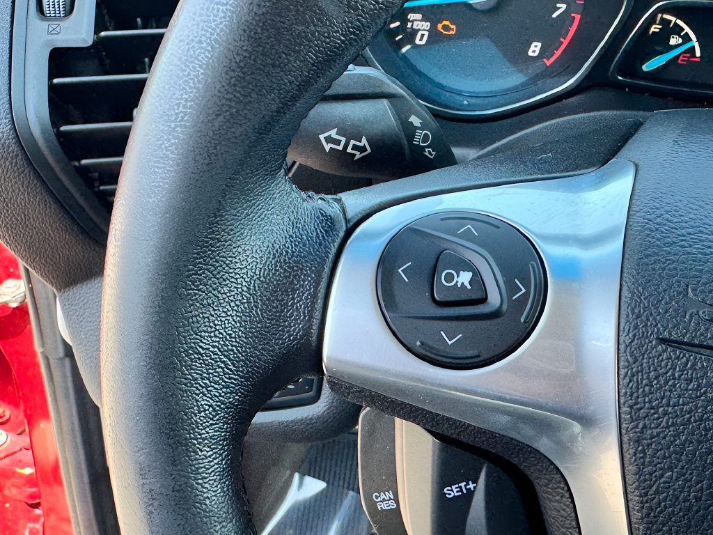 Used 2016 Ford Escape SE w/ SE Leather Comfort Package FWD image 14