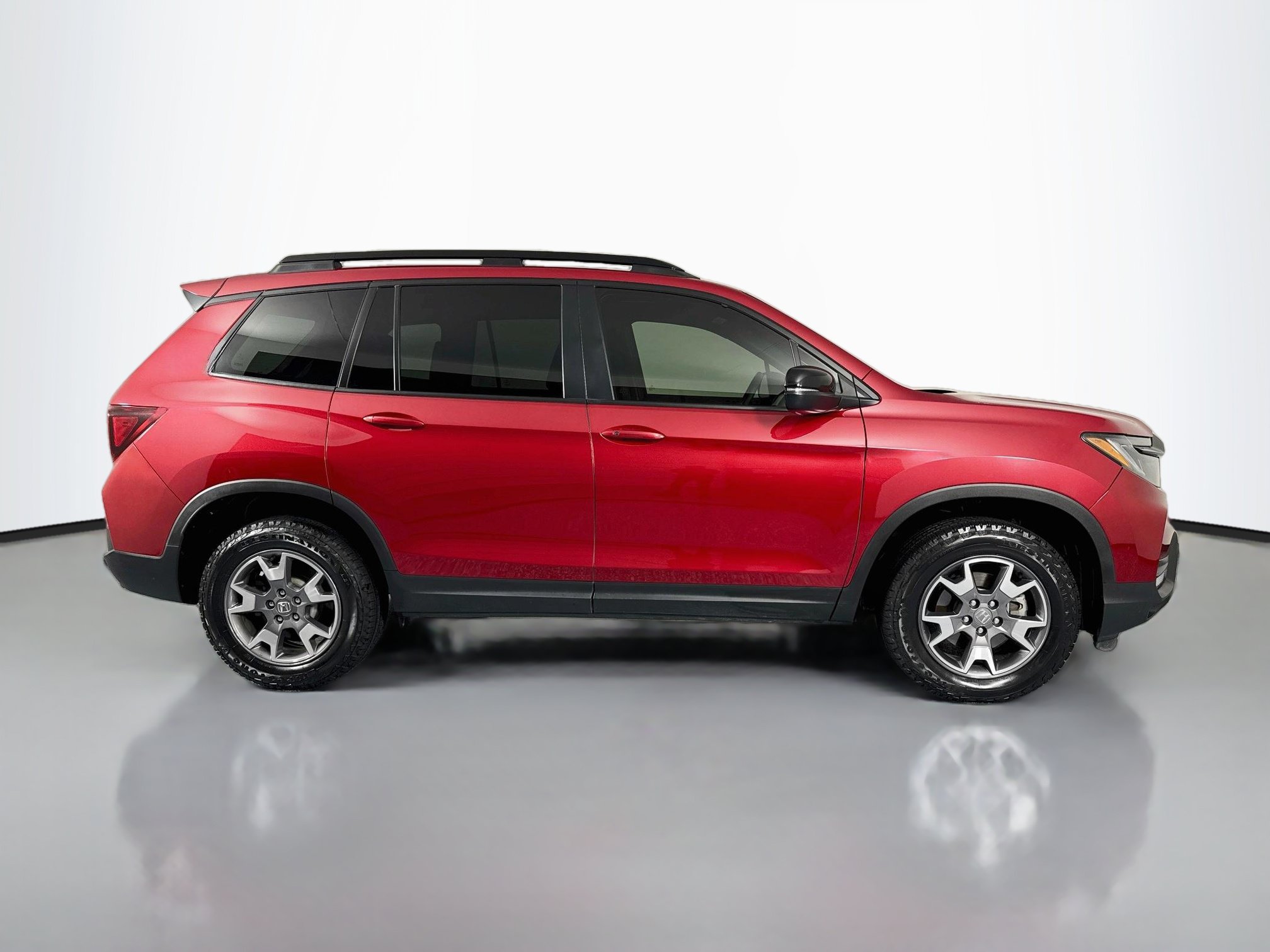 Certified 2023 Honda Passport TrailSport image 4