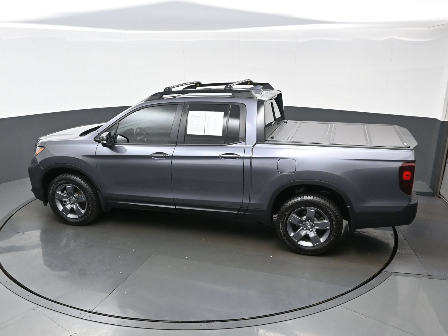 Used 2025 Honda Ridgeline TrailSport image 35