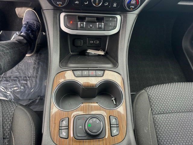 Used 2023 GMC Acadia SLE w/ Driver Convenience Package image 21