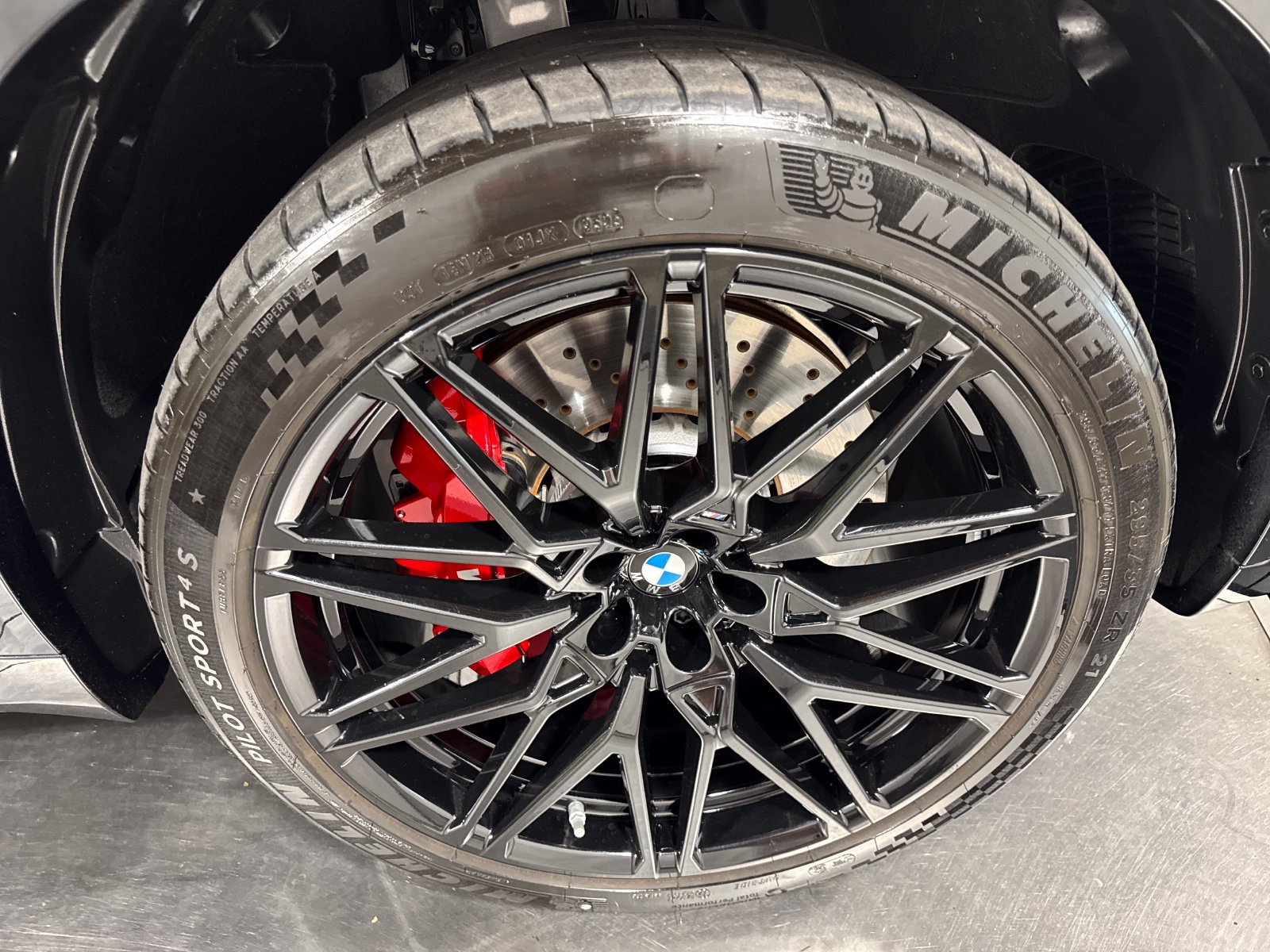 Used 2026 BMW X5 M Competition w/ Executive Package AWD/4WD image 15