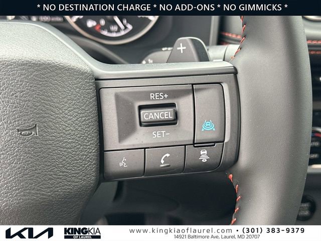 Used 2025 Nissan Rogue SV AWD/4WD image 8