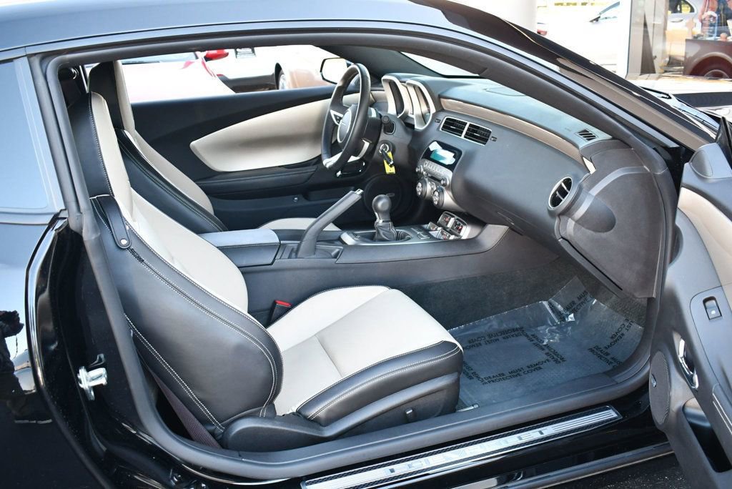 Used 2010 Chevrolet Camaro SS w/ RS Package image 44